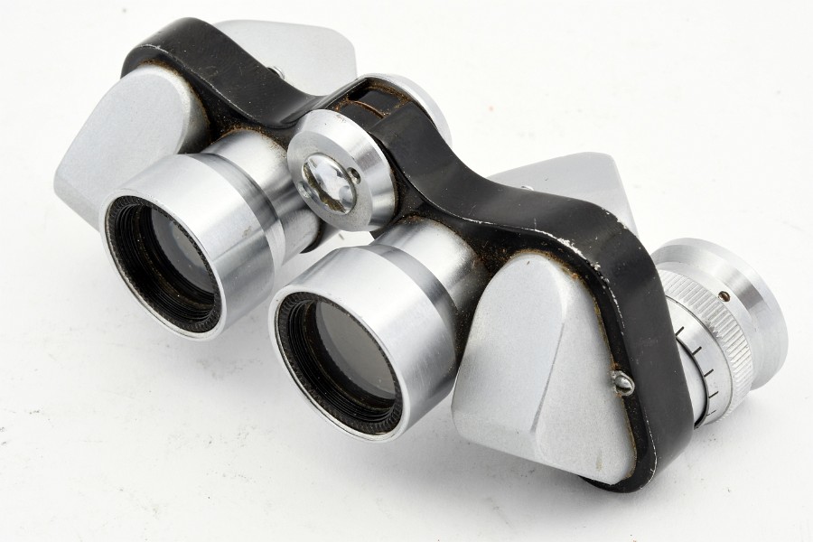 Copyright © Richard de Stoutz 2021.