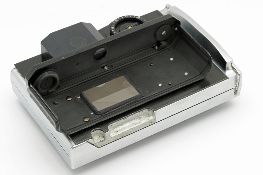 Copyright &copy; Richard de Stoutz 2012.