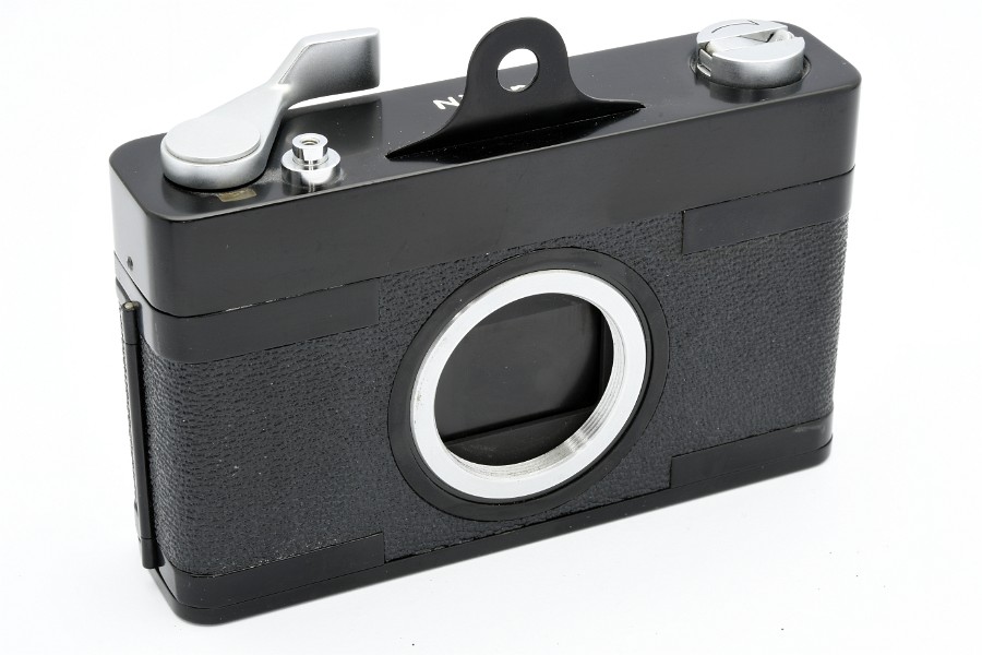 Copyright &copy; Richard de Stoutz 2019.