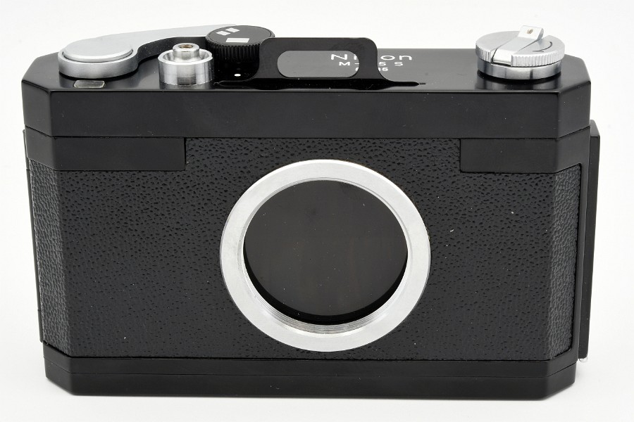 Copyright © Richard de Stoutz 2022.