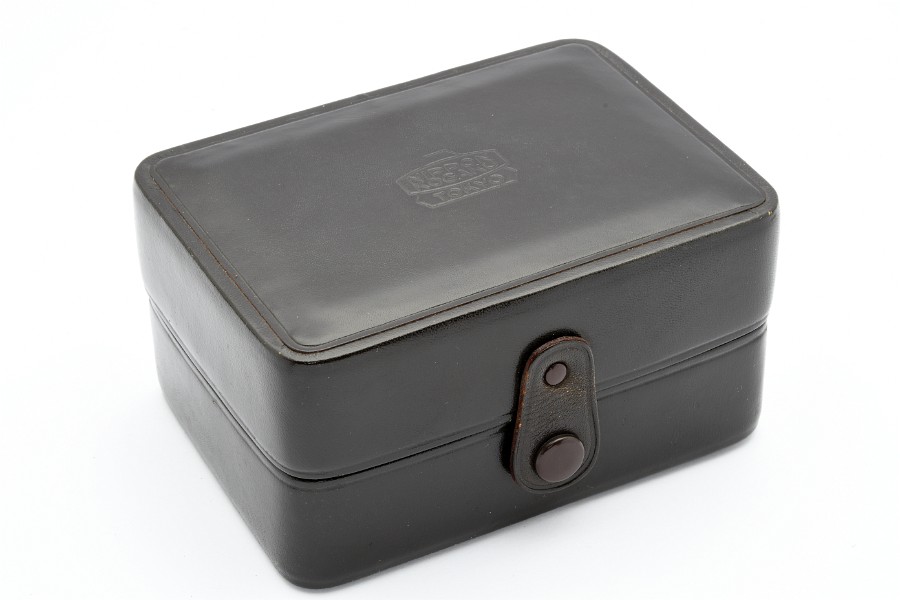 Copyright © Richard de Stoutz 2019.