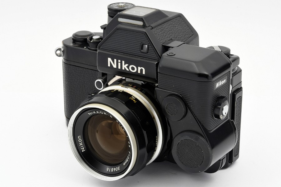 Copyright © Richard de Stoutz 2022.