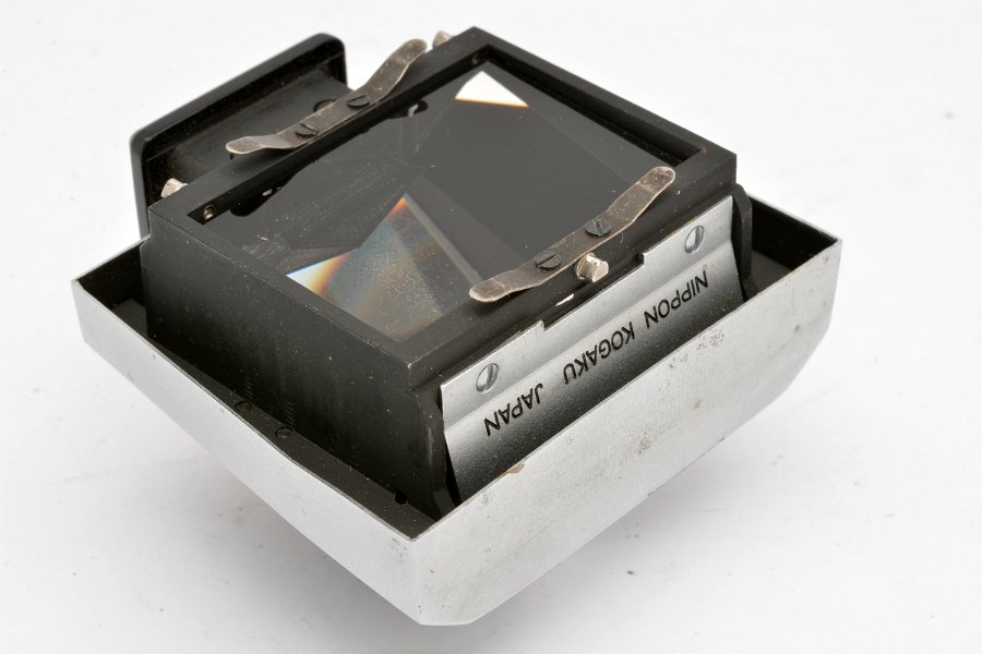 Copyright &copy; Richard de Stoutz 2011.