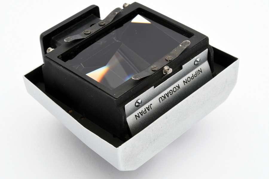 Copyright © Richard de Stoutz 2020.