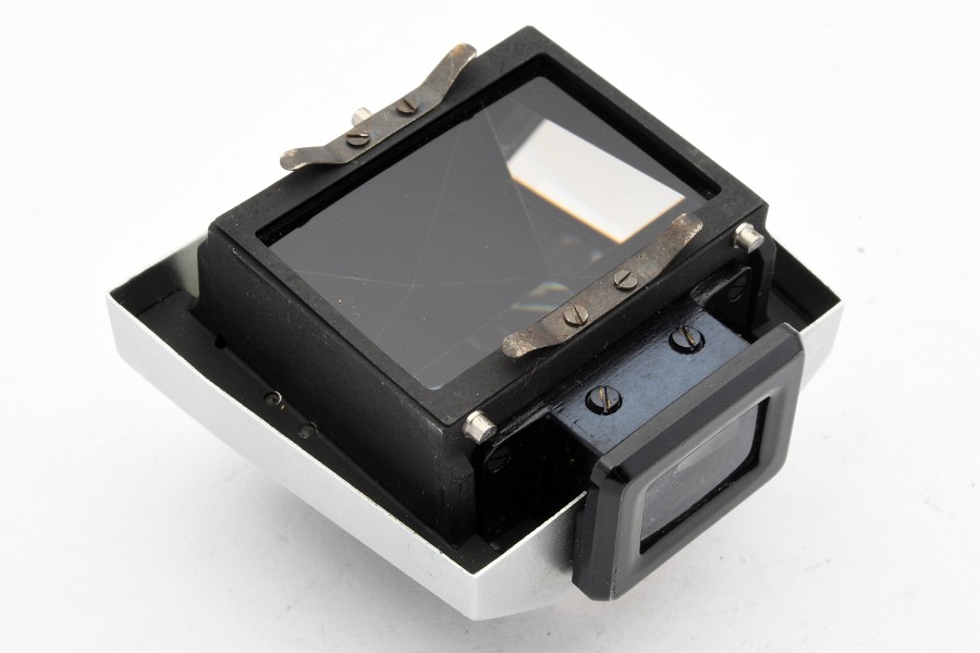 Copyright © Richard de Stoutz 2021.