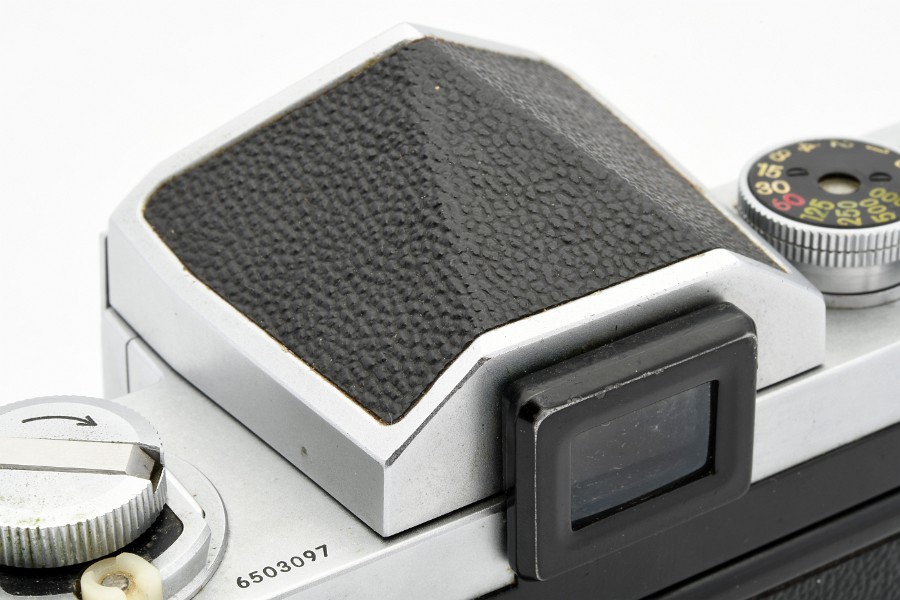 Copyright © Richard de Stoutz 2021.