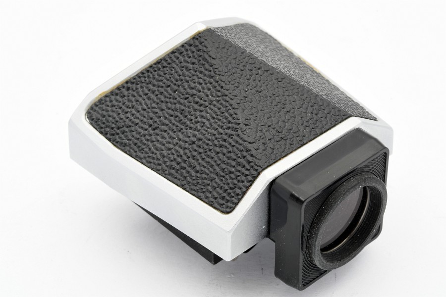 Copyright © Richard de Stoutz 2021.