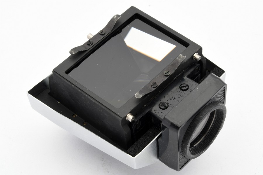 Copyright © Richard de Stoutz 2021.