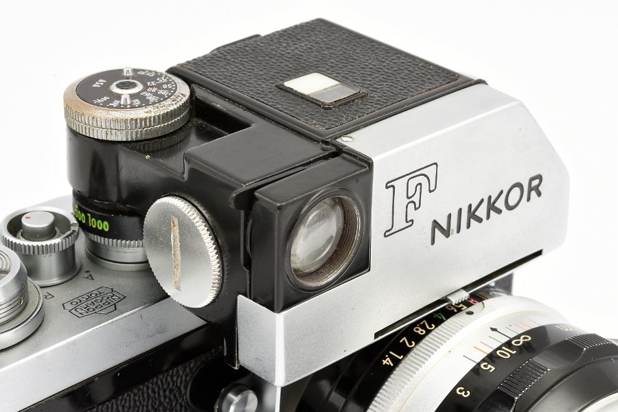 Copyright &copy; Richard de Stoutz 2015.