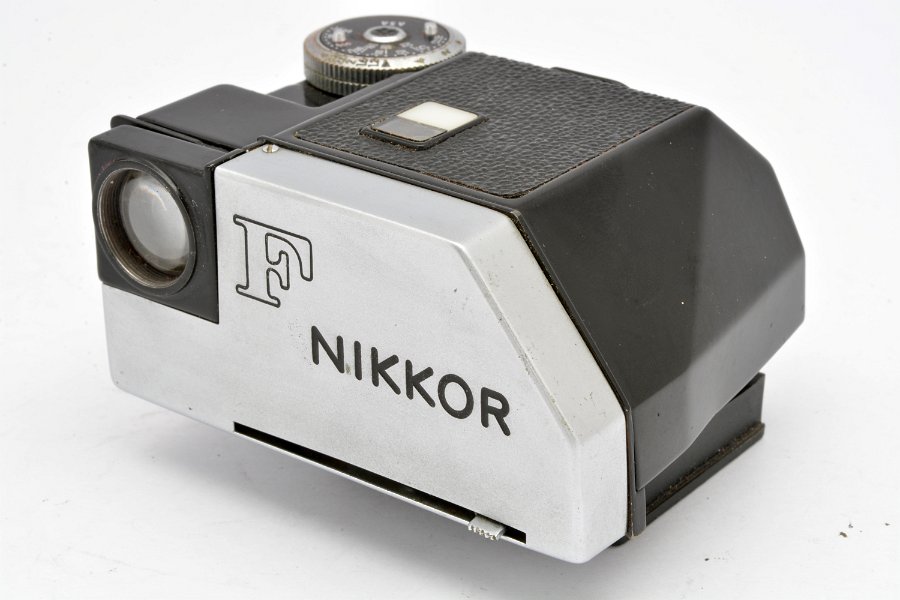 Copyright &copy; Richard de Stoutz 2015.