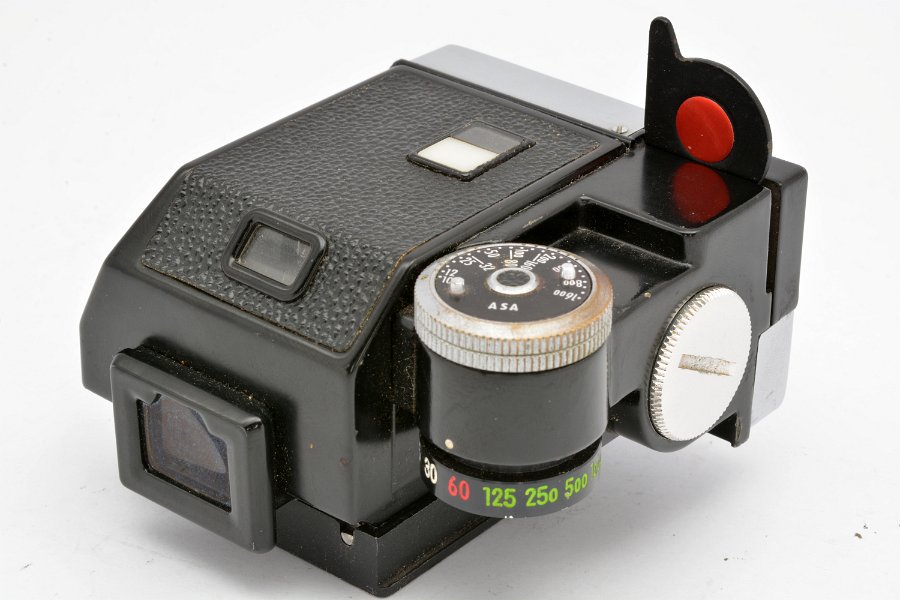 Copyright &copy; Richard de Stoutz 2015.