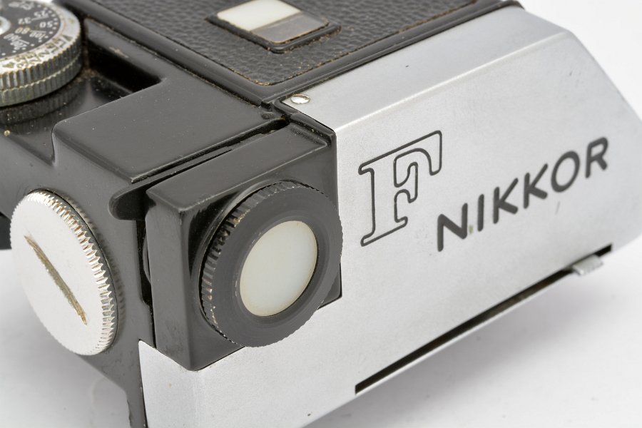 Copyright &copy; Richard de Stoutz 2015.