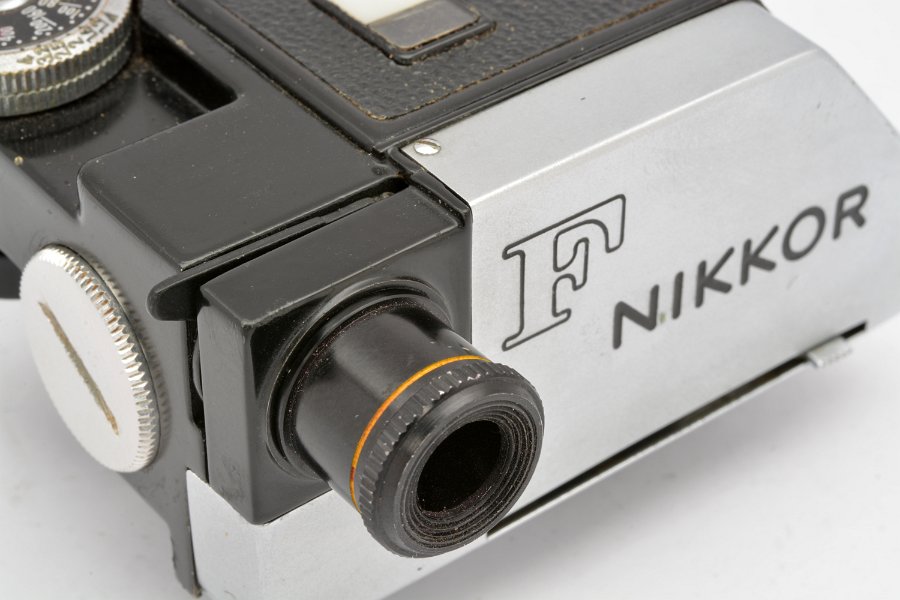 Copyright &copy; Richard de Stoutz 2015.