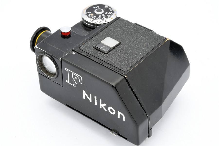 Copyright &copy; Richard de Stoutz 2019.