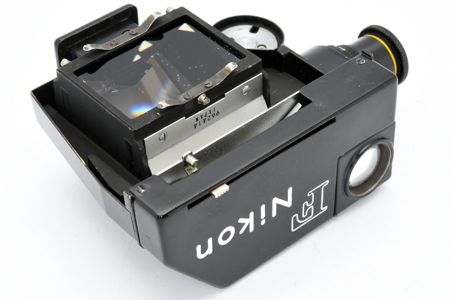 Copyright &copy; Richard de Stoutz 2019.