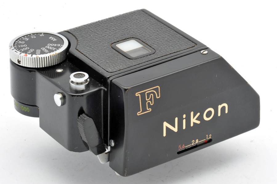 Copyright © Richard de Stoutz 2012.