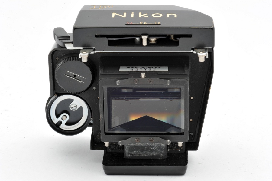 Copyright © Richard de Stoutz 2012.