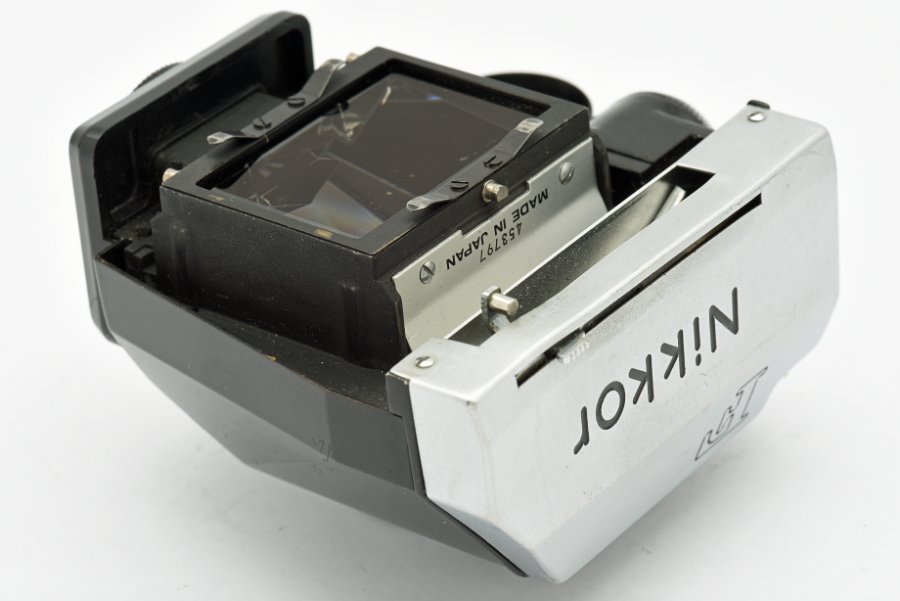 Copyright &copy; Richard de Stoutz 2014.