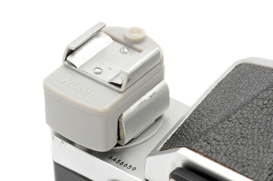 Copyright &copy; Richard de Stoutz 2012.