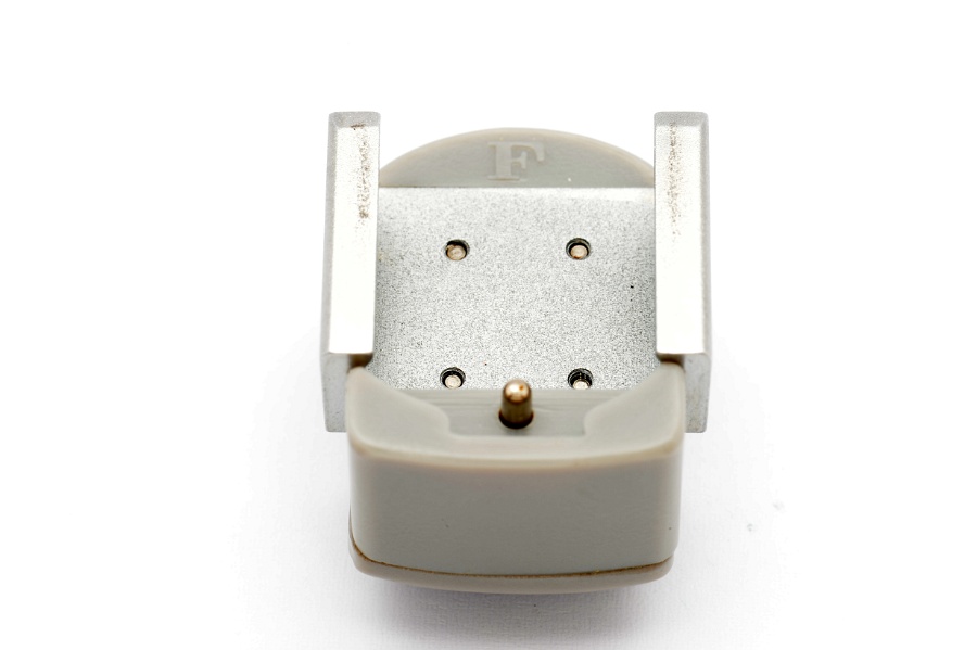 Copyright © Richard de Stoutz 2012.