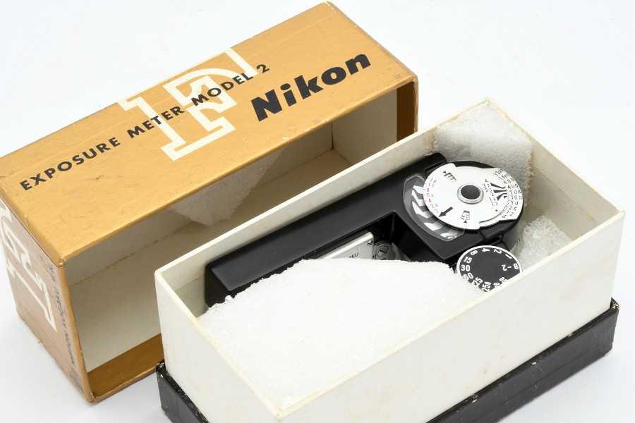 Copyright &copy; Richard de Stoutz 2020.