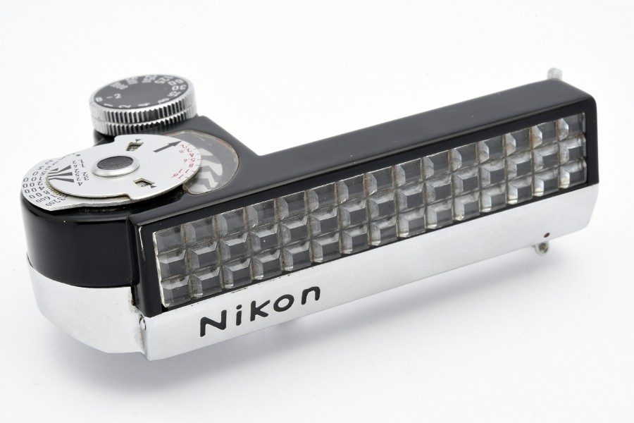 Copyright &copy; Richard de Stoutz 2020.