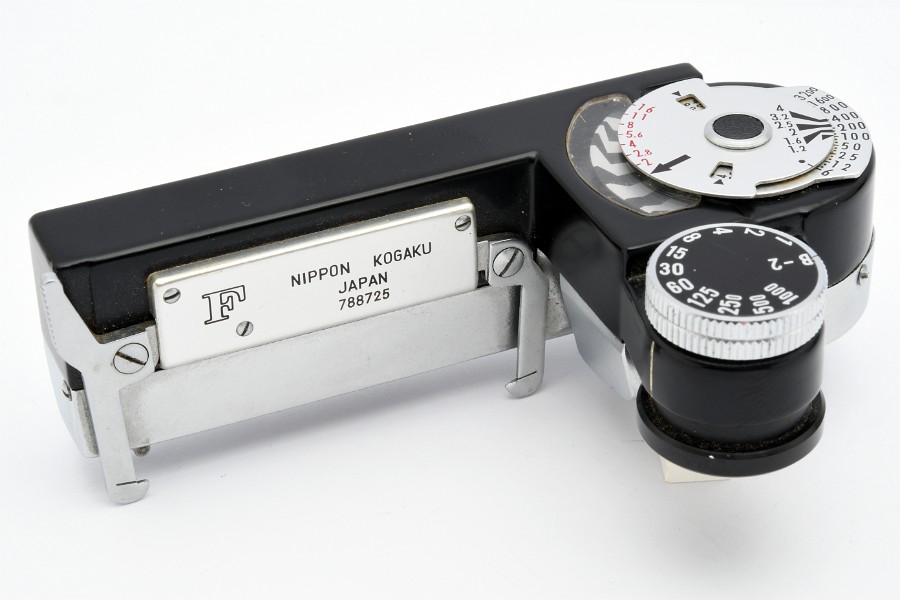 Copyright &copy; Richard de Stoutz 2020.