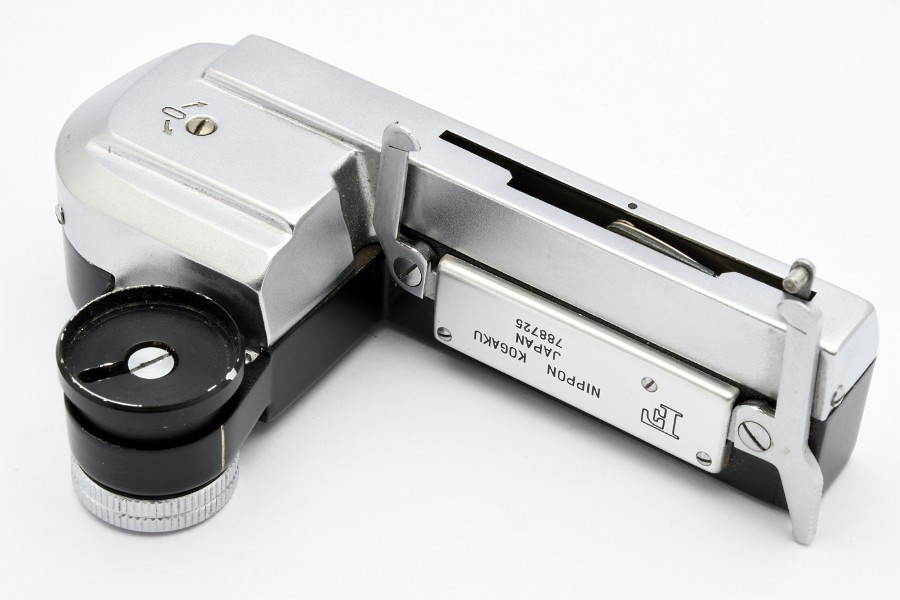 Copyright &copy; Richard de Stoutz 2020.