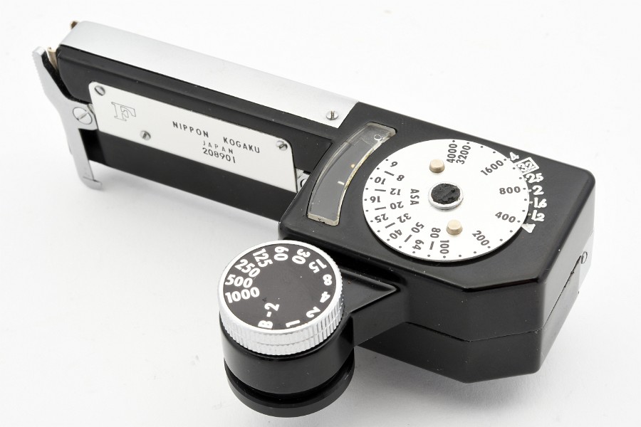 Copyright &copy; Richard de Stoutz 2020.