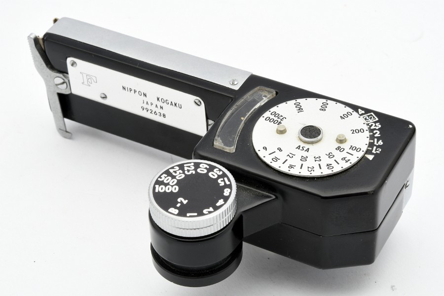 Copyright &copy; Richard de Stoutz 2020.