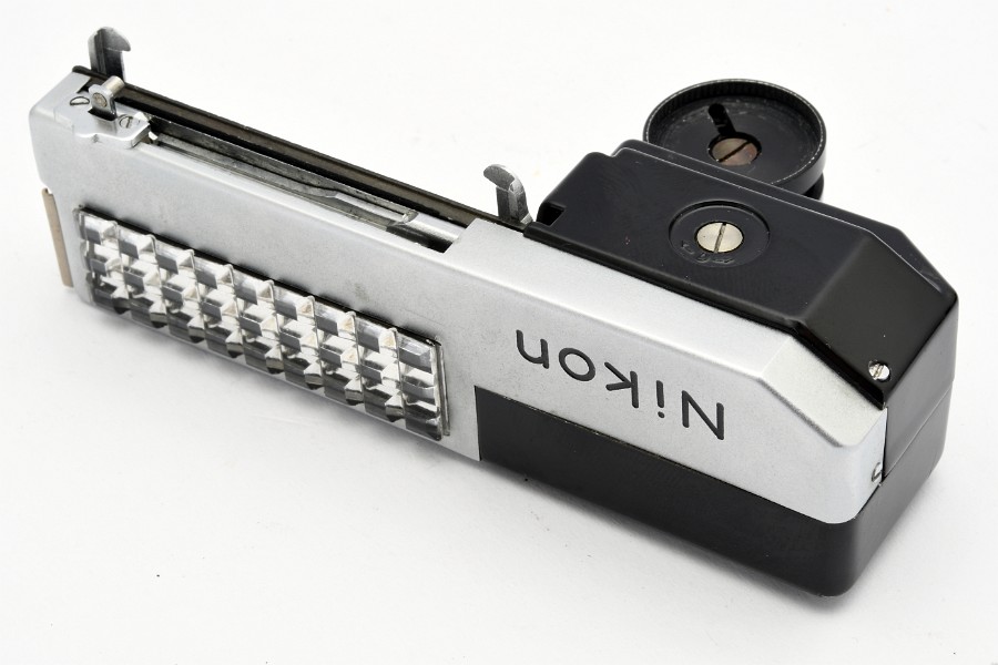 Copyright &copy; Richard de Stoutz 2020.