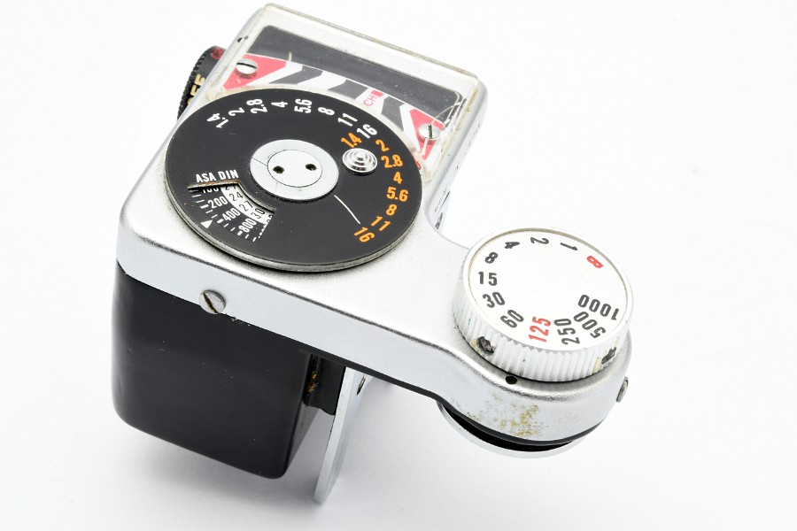 Copyright &copy; Richard de Stoutz 2020.