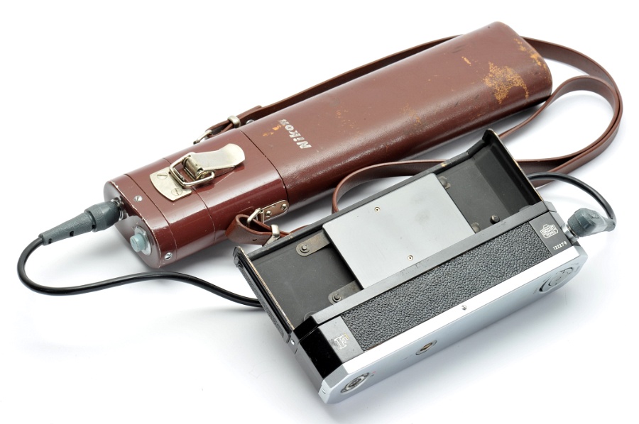 Copyright &copy; Richard de Stoutz 2010.