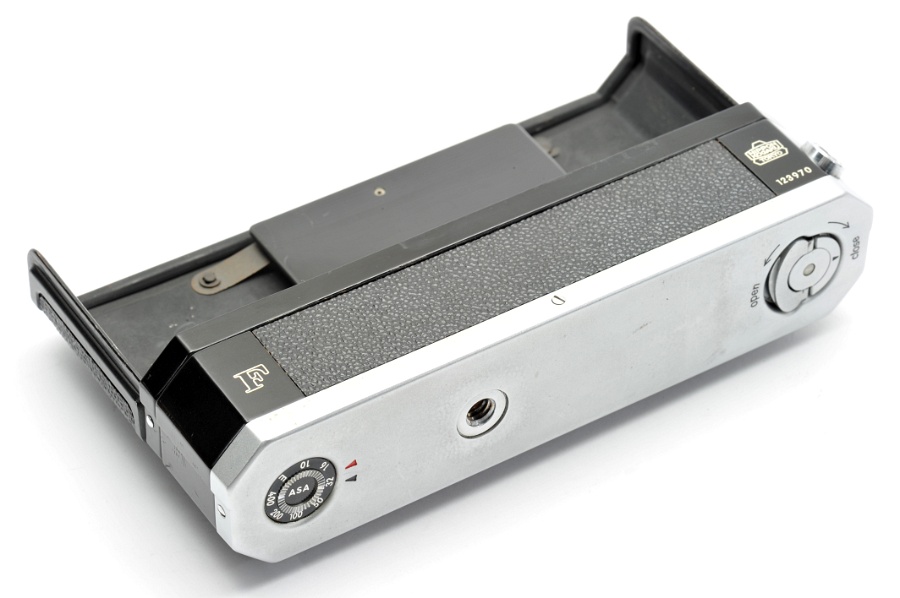 Copyright &copy; Richard de Stoutz 2010.