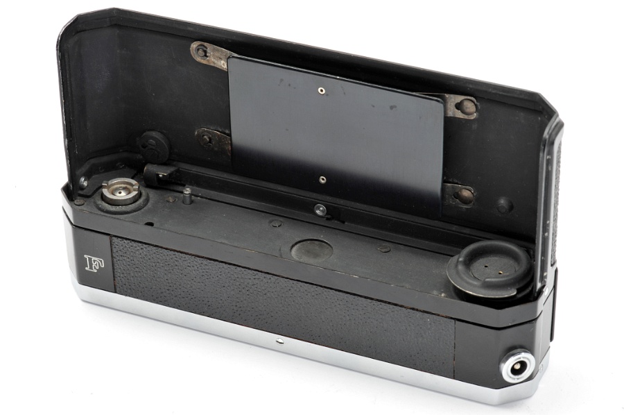 Copyright &copy; Richard de Stoutz 2010.