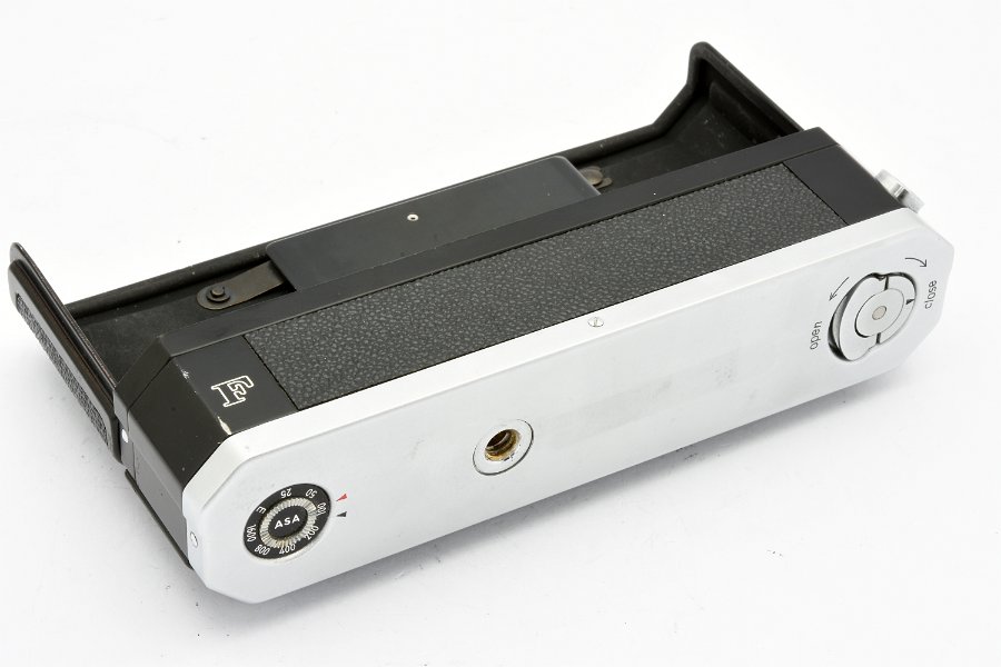 Copyright &copy; Richard de Stoutz 2019.