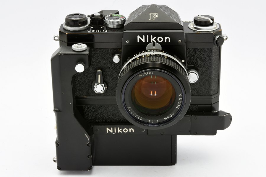 Copyright &copy; Richard de Stoutz 2019.