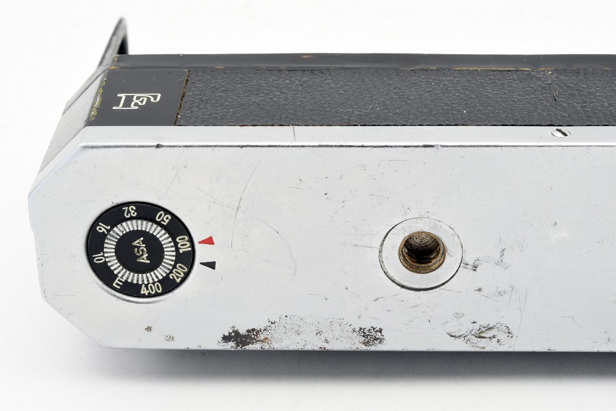 Copyright &copy; Richard de Stoutz 2021.