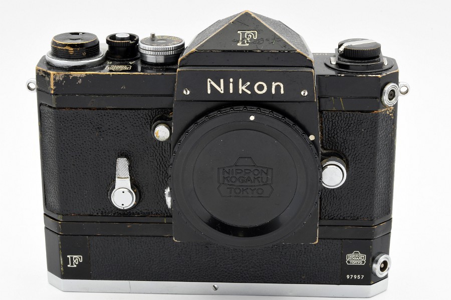 Copyright &copy; Richard de Stoutz 2021.