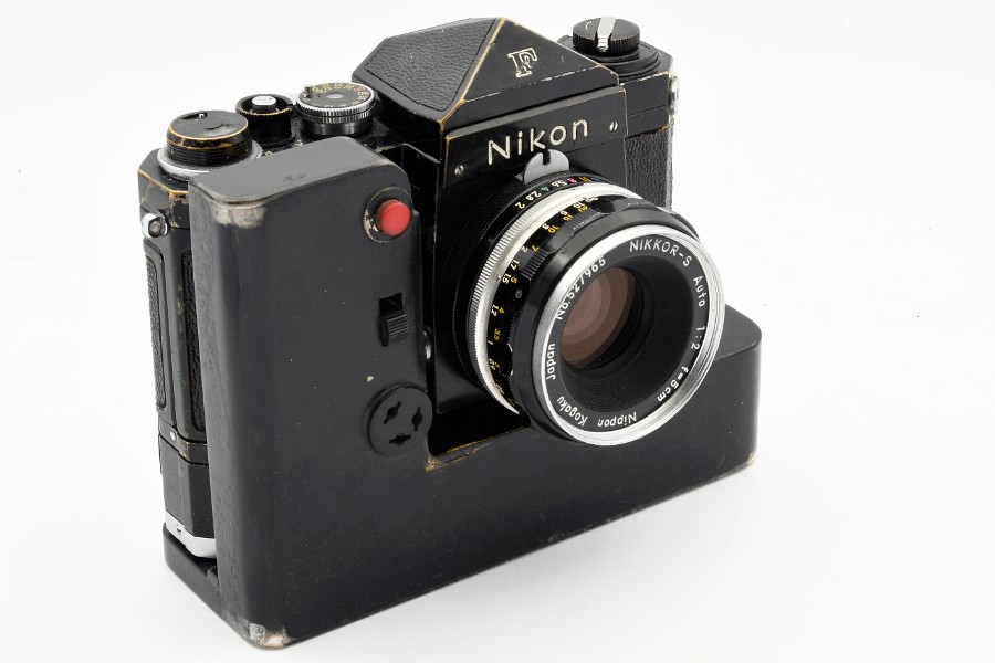 Copyright &copy; Richard de Stoutz 2021.