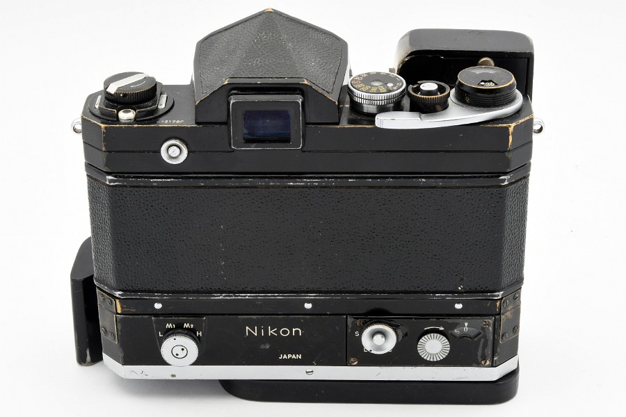 Copyright &copy; Richard de Stoutz 2021.