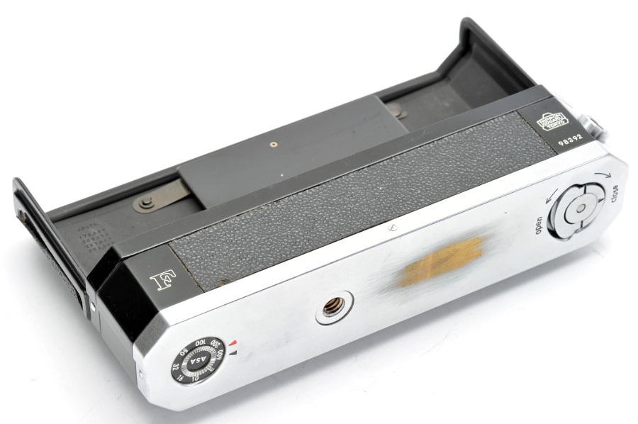 Copyright © Richard de Stoutz 2010.