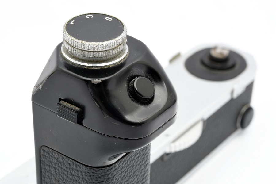 Copyright © Richard de Stoutz 2020.