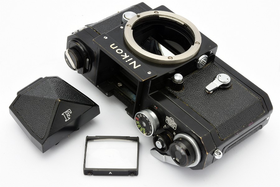 Copyright © Richard de Stoutz 2022.