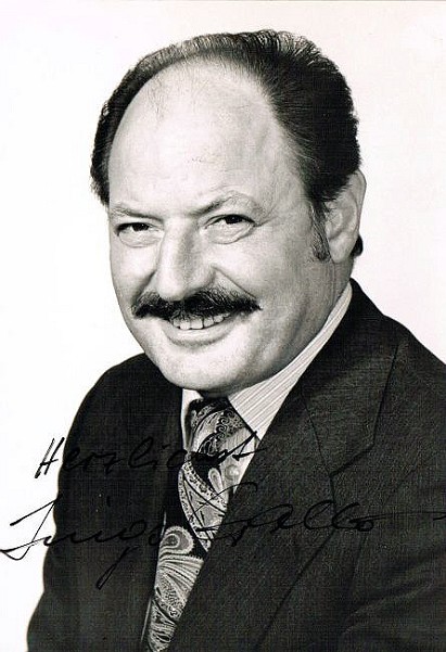 Copyright © Richard de Stoutz 2022.