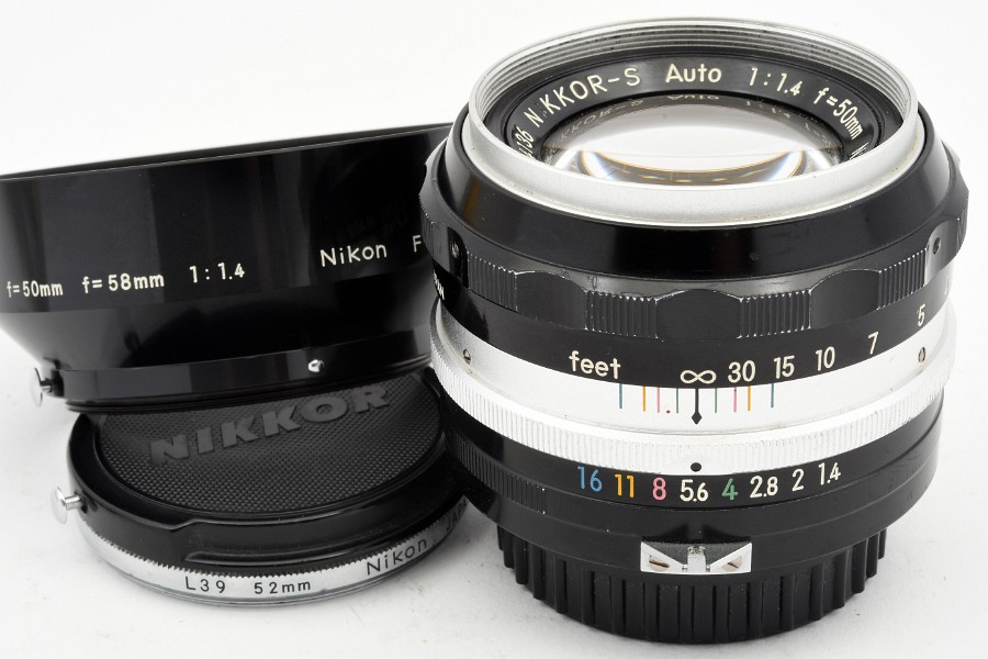 Copyright © Richard de Stoutz 2022.