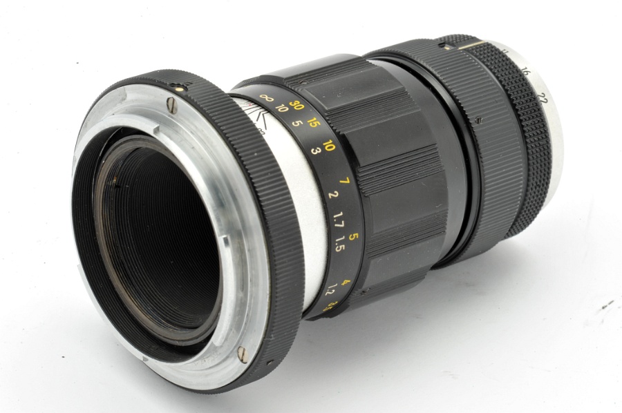 Copyright &copy; Richard de Stoutz 2012.