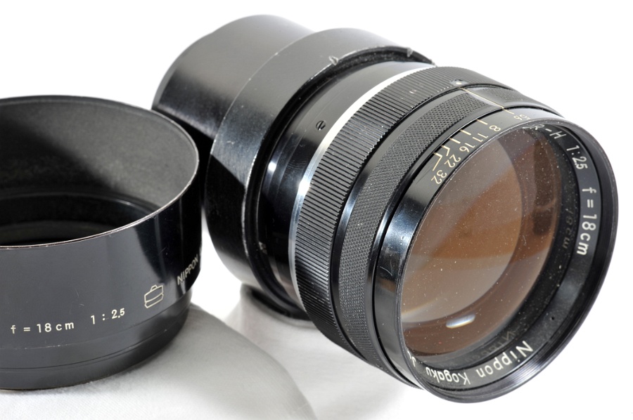 Copyright &copy; Richard de Stoutz 2010.