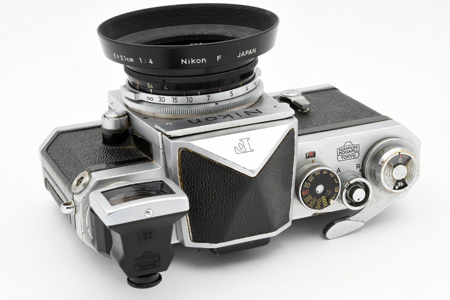 Copyright &copy; Richard de Stoutz 2016.