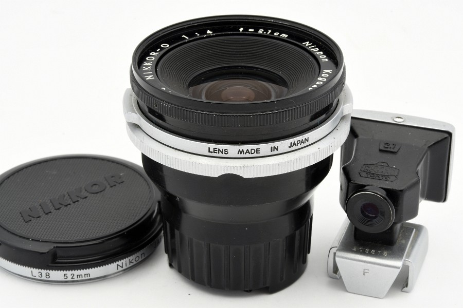 Copyright &copy; Richard de Stoutz 2021.